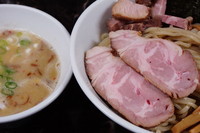 「特塩つけめん（大盛）＋切り落としチャーシュー」@らーめん えんやの写真