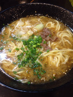 「牛骨ラーメン」@麺や くろもんの写真