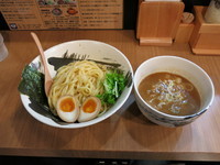 「つけめん（並）＋味付玉子：780円＋100円」@ツケメンハネウマの写真