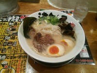 「濃厚津気屋塩とんこつ」@とんこつ津気屋 赤羽店の写真