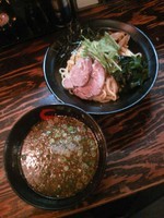 「つけ麺８００円」@Y's Dining Barの写真