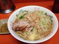 「ラーメン (ニンニク少し、ヤサイ、アブラ)＋和っ!カレー」@ラーメン二郎 相模大野店の写真