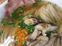 「昼夜10食限定】秋の牛そば 750」@博多らーめん バリ龍の写真