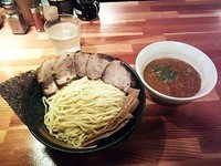 「伊勢海老つけめん＋チャーシュー」@瞠 池袋店の写真