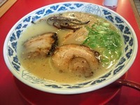 「亀王ラーメン（昔味）」@九州らーめん 亀王 西中島店の写真