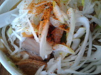 「【11月限定】モツらーめん \850」@中華そば 伝堂の写真