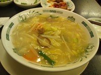 「野菜たっぷりタンメン４８０円（麺少な目）」@日高屋 麹町プリンス通店の写真