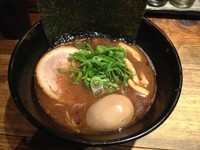 「魚介豚骨ラーメン＋味付玉子（￥700＋クーポン）」@麺や 幸村の写真