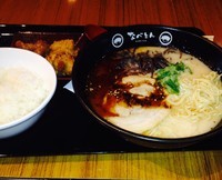 「なべとんセット(唐揚げ・ミニライス付)¥870」@なべとんの写真