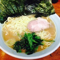 「ラーメン中のり増し固濃」@横浜ラーメン 武蔵家 船橋店の写真