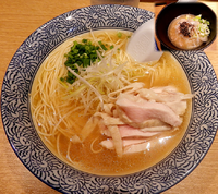 「鶏そば＋東京鶏飯一燈風（15食限定、880円）」@麺屋 一燈の写真