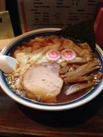 「黒 ワンタン麺」@荻窪ラーメン 菊池の写真