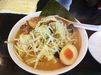 「札幌らーめん(600円)+餃子(150円)」@北海道らーめん小林屋 茅ヶ崎店の写真