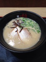 「白丸とんこつ」@IPPUDO NOODLE EXPRESS 静岡SA店の写真