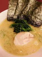 「塩らーめん」@横浜家系ラーメン 松田家 志木店の写真