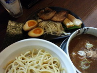 「つけ麺全部のせ(大盛・300g)850円」@らーめん よし善の写真