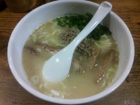 「白鶏らーめん　700円」@鶏の穴の写真