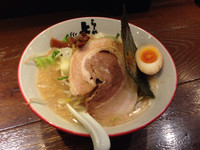 「豚らーめん」@らーめん よし丸の写真