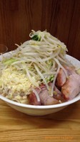 「ラーメン小 油少なめニンニクヤサイ ¥650」@ラーメン二郎 赤羽店の写真