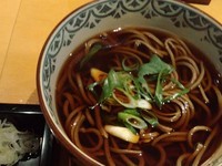 「かけそば600円＋田舎蕎麦変更200円」@手打ちそば 天王洲 味喜庵の写真