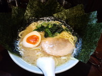 「ラーメン海苔増し固め700円」@壱八家 弘明寺店の写真
