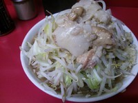 「小ラーメン　ヤサイニンニクアブラ　650円」@ラーメン二郎 千住大橋駅前店の写真