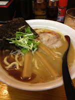 「ラーメン（小盛り） 750円」@らぁめん 葉月の写真