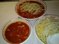 「半北極and半冷し味噌set \830」@蒙古タンメン 中本 西池袋店の写真