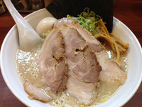 「大盛マル得ラーメン」@拉麺 梅太郎の写真