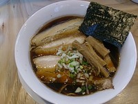 「チャーシューたまり醤油らーめん(小)」@らーめん みき屋の写真