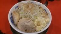 「豚玉ラーメン 大 ヤサイ、アブラ、ニンニクダブル」@ジャンクガレッジ 大宮駅前店の写真