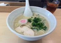 「鶏塩らーめん690円」@ラーメン屋 つるんの写真