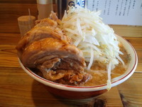 「小ぶた固め850円」@ラーメン神豚 関東学院前店の写真