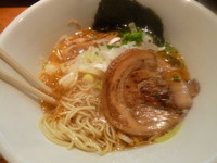 「海老蕎麦醤油（700円）」@麺や 虎ノ道の写真