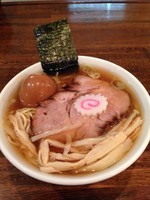 「地鶏中華ソバ醤油＆味玉」@麺屋 浦島太郎の写真