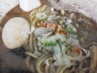 「らーめん　中盛り　味玉」@つけめん・らあめん 福は内の写真