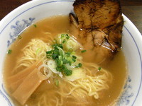 「塩らーめん」@中華そば めんじゃらけ 行田店の写真