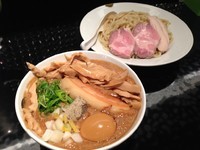 「特製コンデンス煮干しつけ麺 1050円」@666の写真