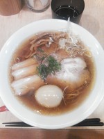 「焼豚味玉醤油そば」@Japanese Soba Noodles 蔦の写真