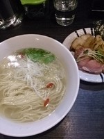 「豊潤鶏だし塩ラーメン」@麺処 ほん田 nijiの写真