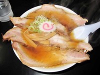 「醤油チャ－シュー全面盛り　1000円」@食堂 はせ川の写真