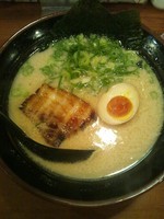 「白らぁめん」@麺家 りょうま大堂 岐阜店の写真