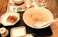 「スモールトリプルランチ　490円」@長崎ちゃんぽん リンガーハット JR蒲田東口店の写真