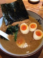 「味玉らーめん 濃いめ」@横濱家 鶴川店の写真