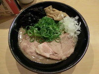 「超濃厚NEOトンコツ（￥750）」@麺匠 克味の写真