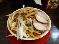 「辛ねぎとんこつ味噌」@ラッキー食堂まとや 千曲店の写真