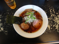 「潤彩鶏だし味玉醤油ラーメン」@麺処 晨輝 shinkiの写真