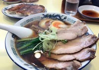 「チャーシュー麺820円+味玉100円」@手作り餃子ラーメン まる長の写真