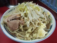 「ラーメン　500円　野菜　ニンニク」@ラーメン二郎 目黒店の写真