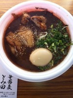 「松戸　とみ田×博多　だるま　「呼び戻しブラック」」@東京ラーメンショー 2013の写真